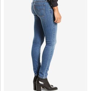 Levi’s skinny leg jeans